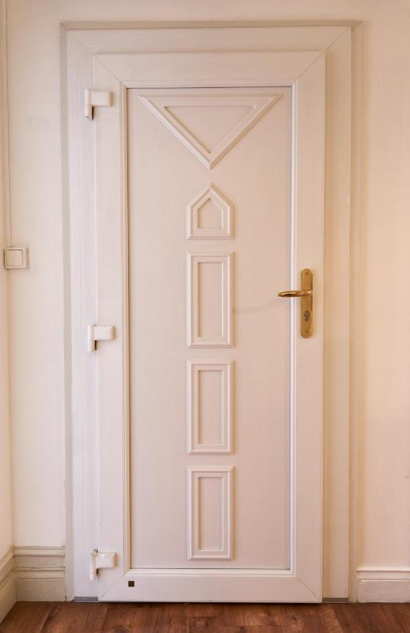 Apartment La En Riom
